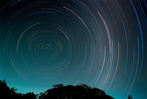 Foto de estrellas circumpolares del hemisferio sur